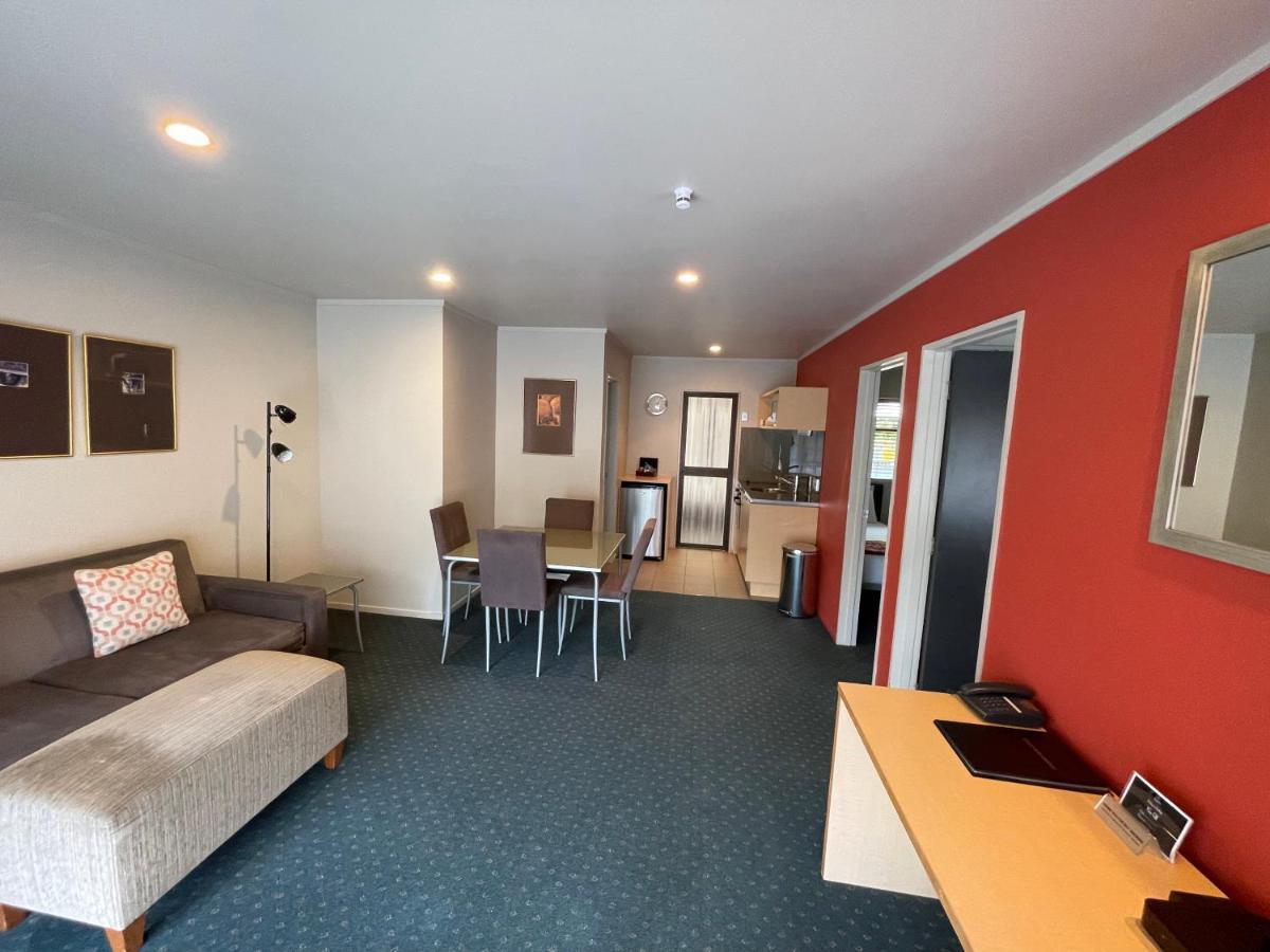 Bentleys Motor Inn Palmerston North Ngoại thất bức ảnh