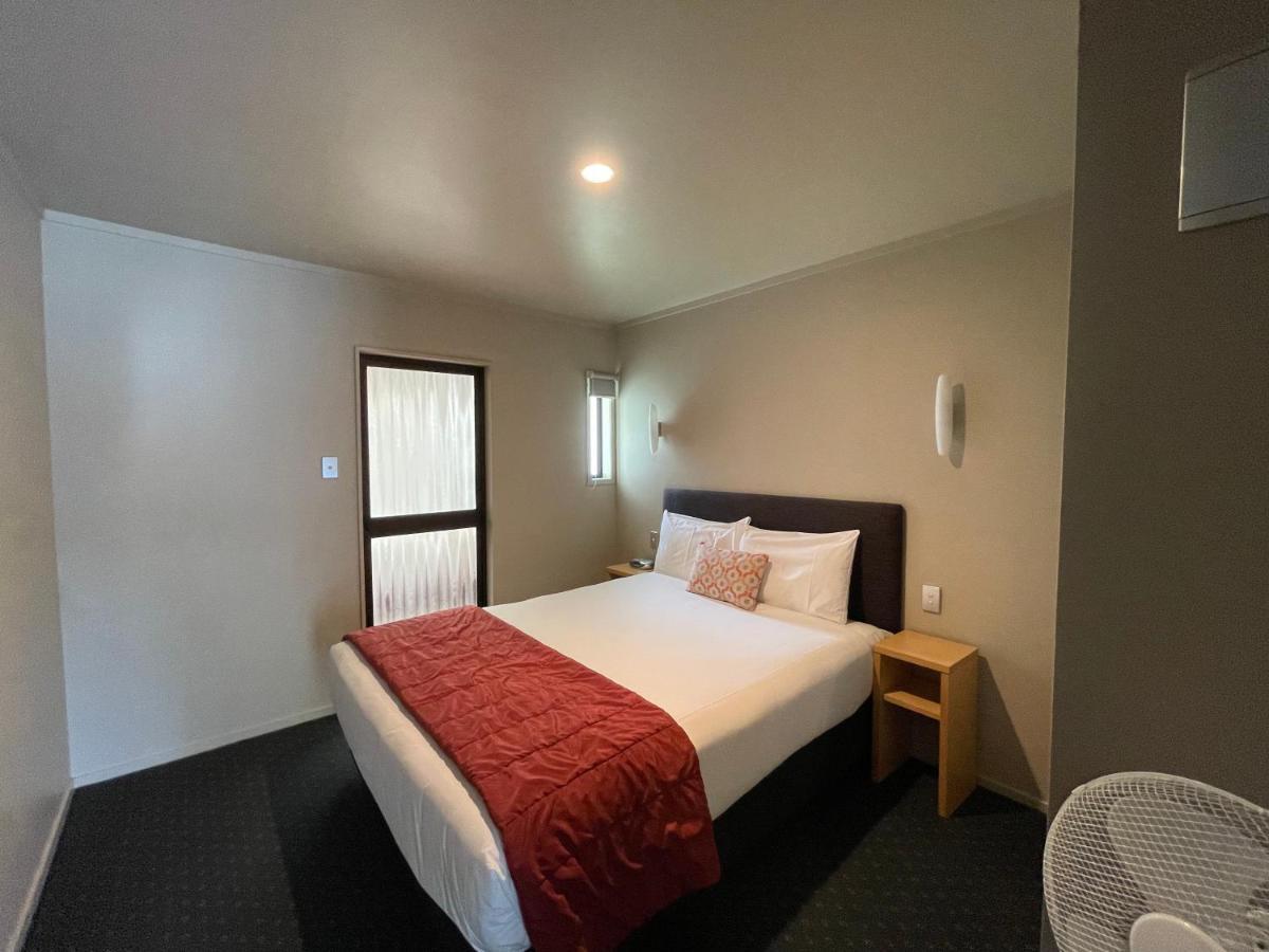 Bentleys Motor Inn Palmerston North Ngoại thất bức ảnh