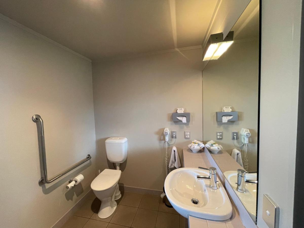 Bentleys Motor Inn Palmerston North Ngoại thất bức ảnh