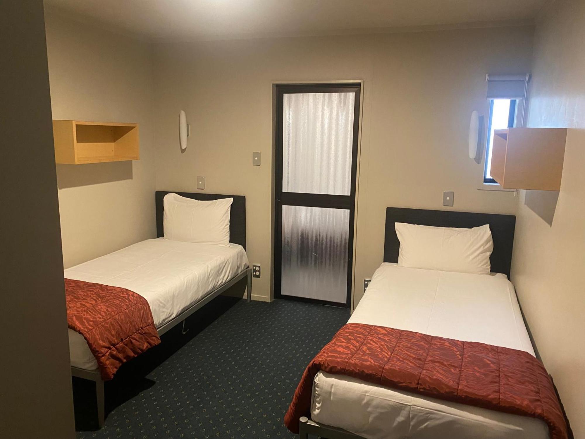 Bentleys Motor Inn Palmerston North Ngoại thất bức ảnh