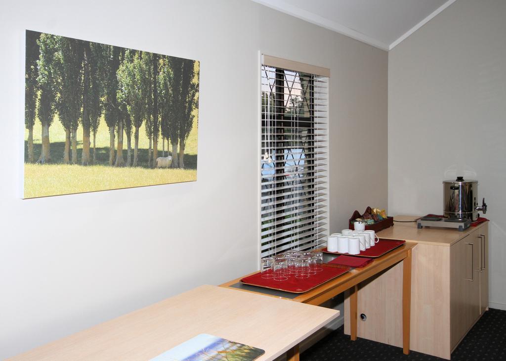 Bentleys Motor Inn Palmerston North Ngoại thất bức ảnh