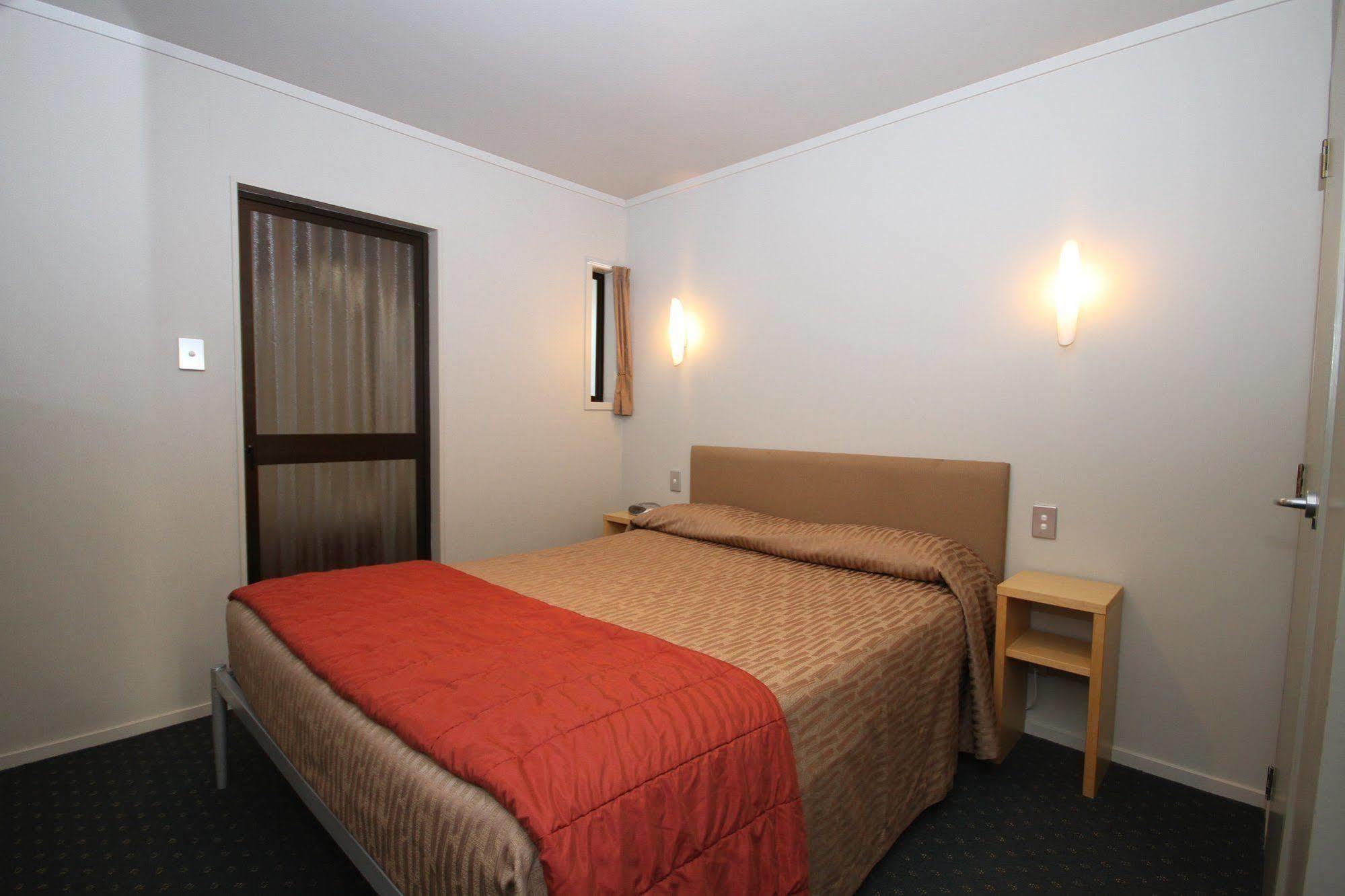 Bentleys Motor Inn Palmerston North Ngoại thất bức ảnh
